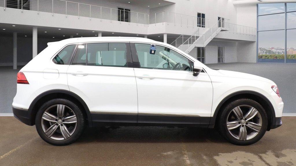 Used Volkswagen Tiguan 2017 for sale - 77898227: Photo 6