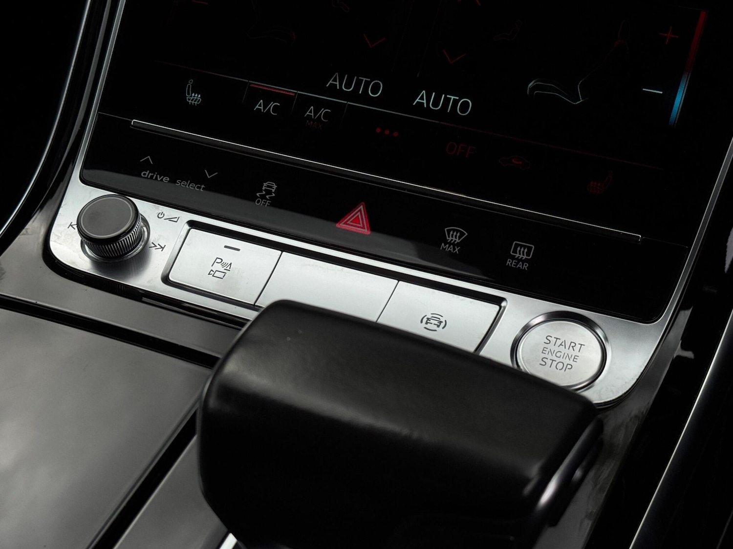 Used Audi A8 2018 for sale - 75809807: Photo 39