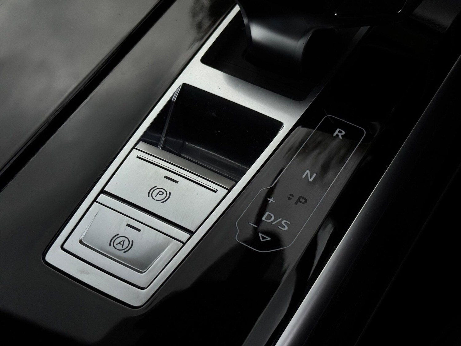 Used Audi A8 2018 for sale - 75809807: Photo 42