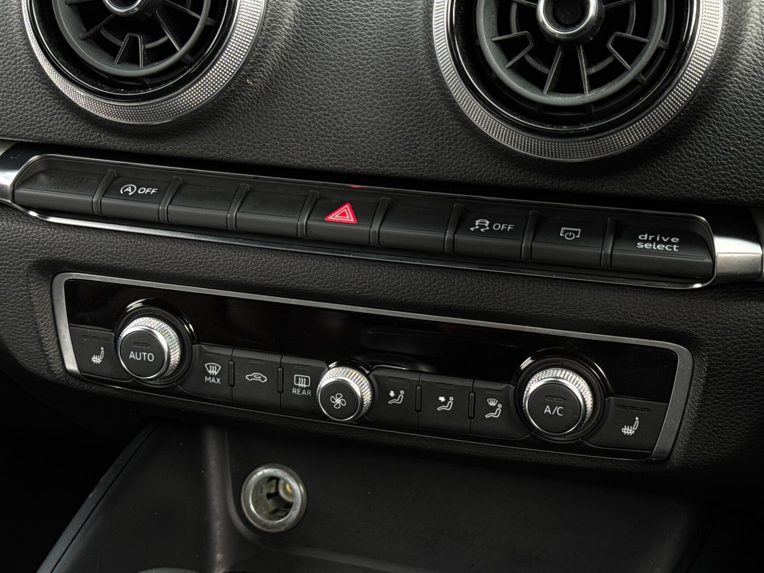 Used Audi A3 2018 for sale - 76989185: Photo 62