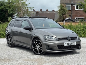 Used Volkswagen Golf 2016 for sale - 78772478: Photo