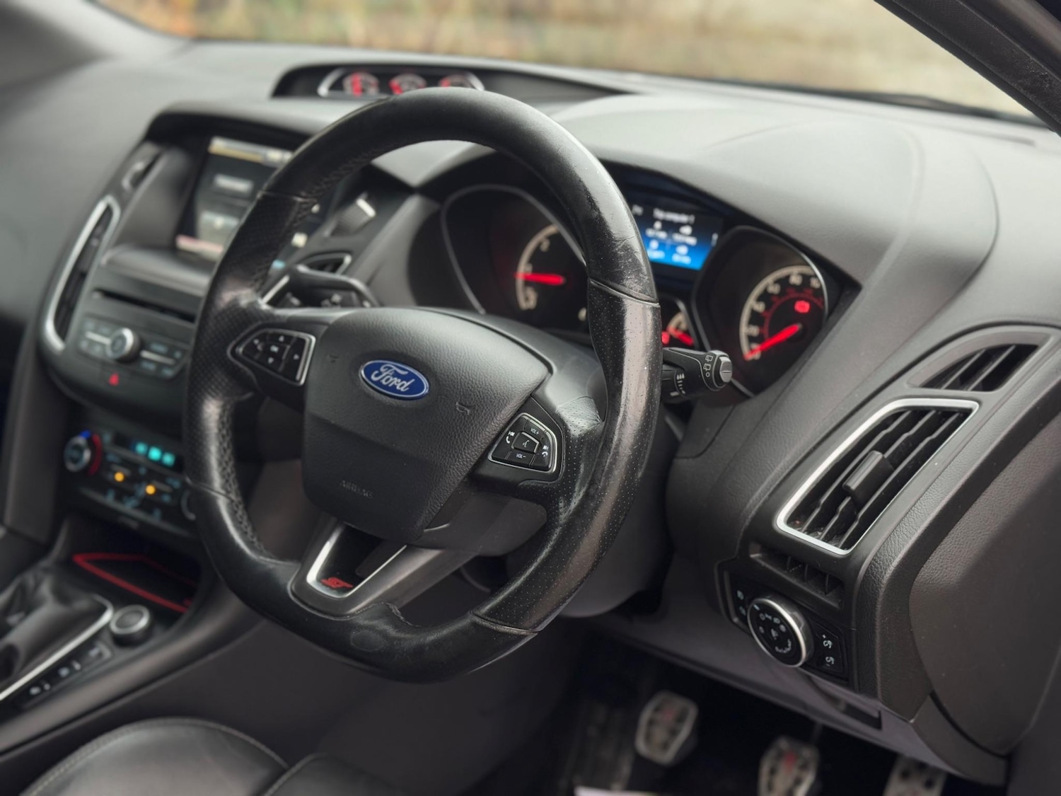 Used Ford Focus 2015 for sale - 76012081: Photo 17