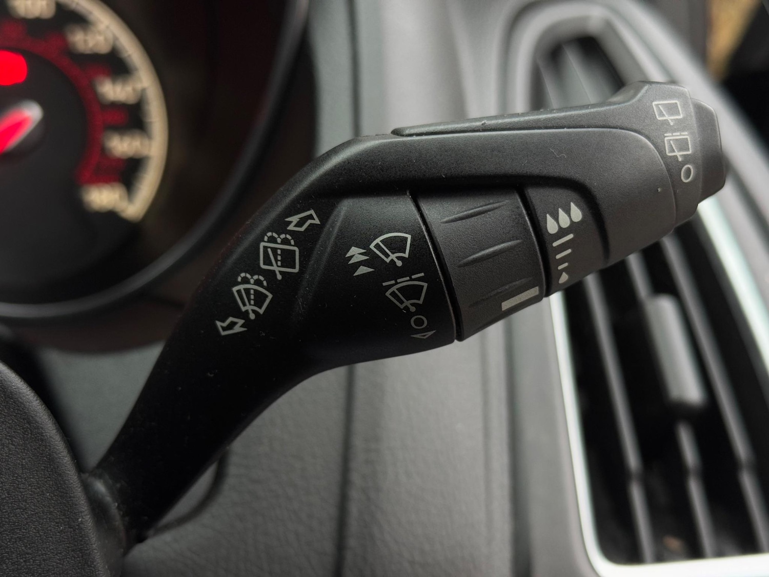 Used Ford Focus 2015 for sale - 76012081: Photo 44