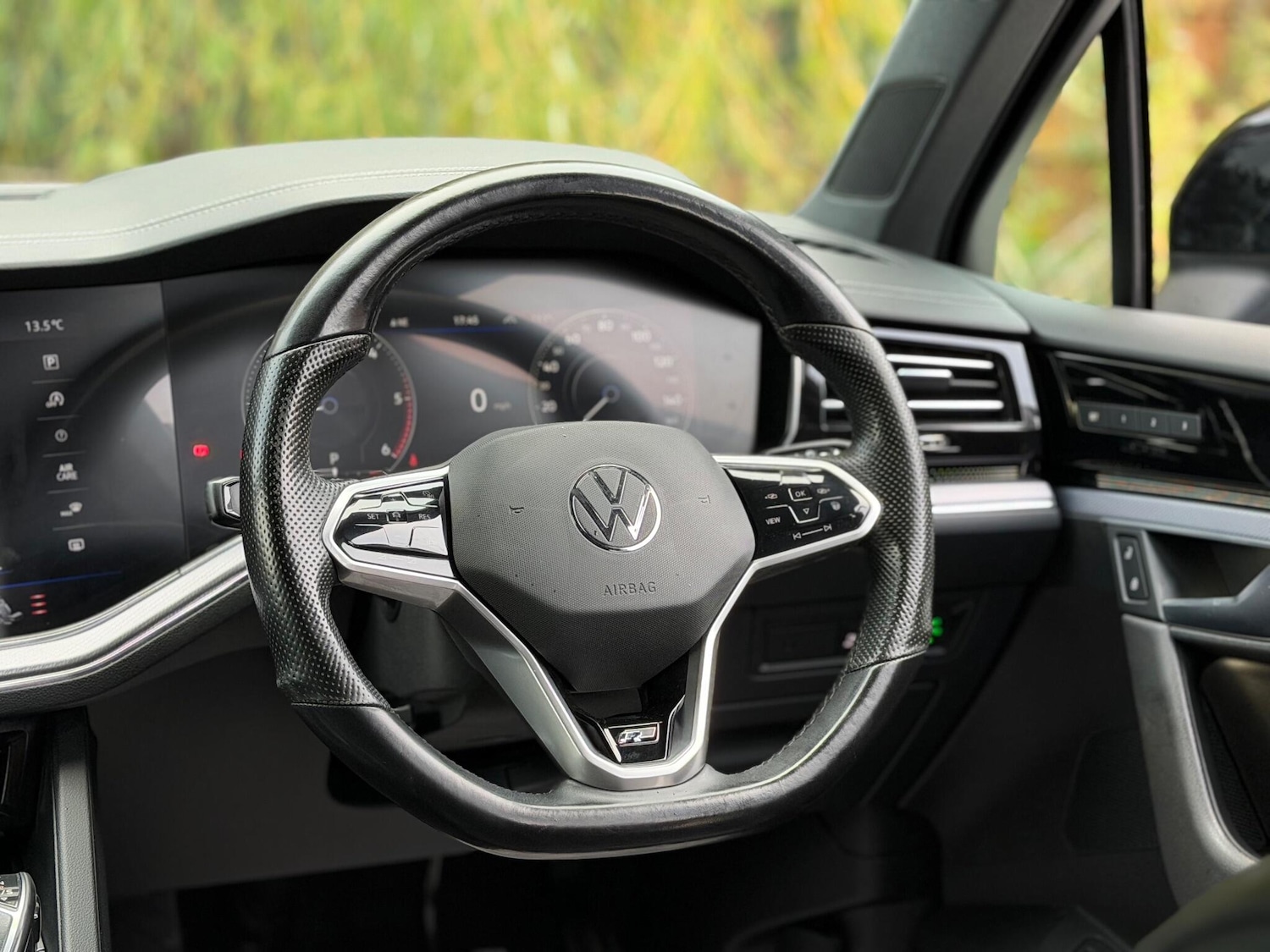 Used Volkswagen Touareg 2021 for sale - 76992277: Photo 30