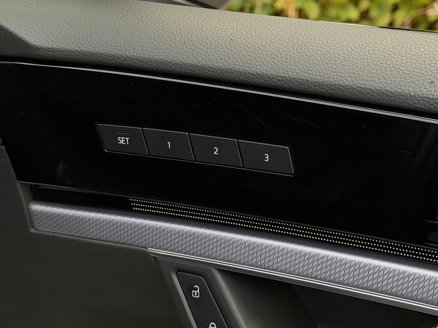 Used Volkswagen Touareg 2021 for sale - 76992277: Photo 45