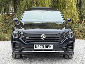 Used Volkswagen Touareg 2021 for sale - 76992277: Photo