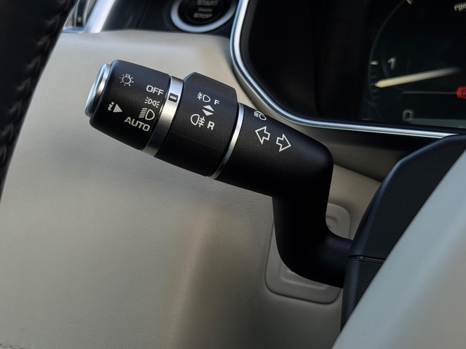 Used Land Rover Range Rover Sport 2015 for sale - 76824339: Photo 38