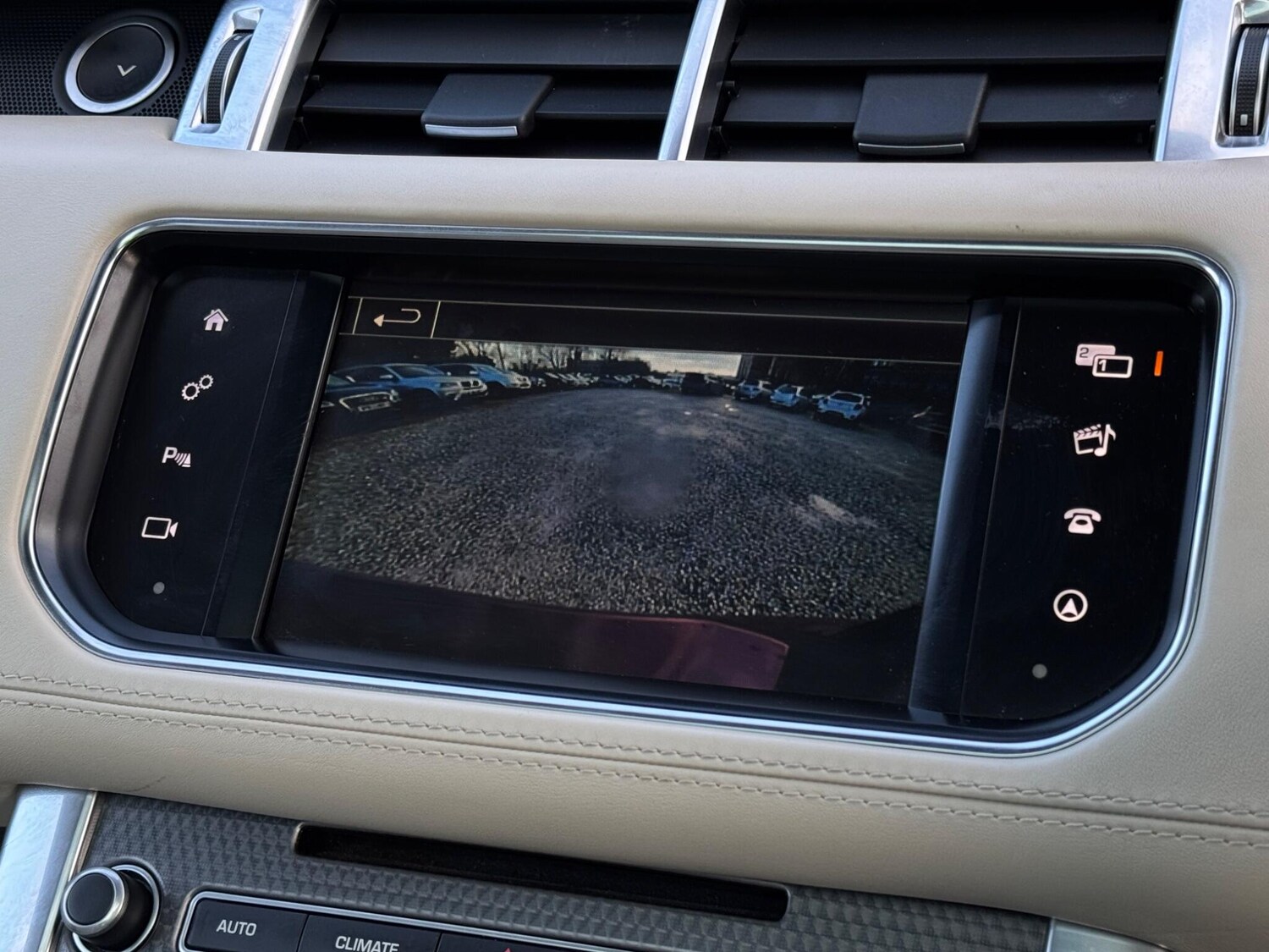 Used Land Rover Range Rover Sport 2015 for sale - 76824339: Photo 43