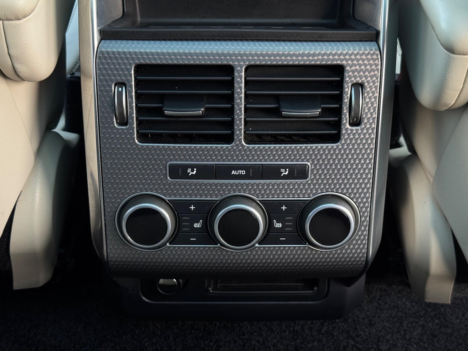 Used Land Rover Range Rover Sport 2015 for sale - 76824339: Photo 66