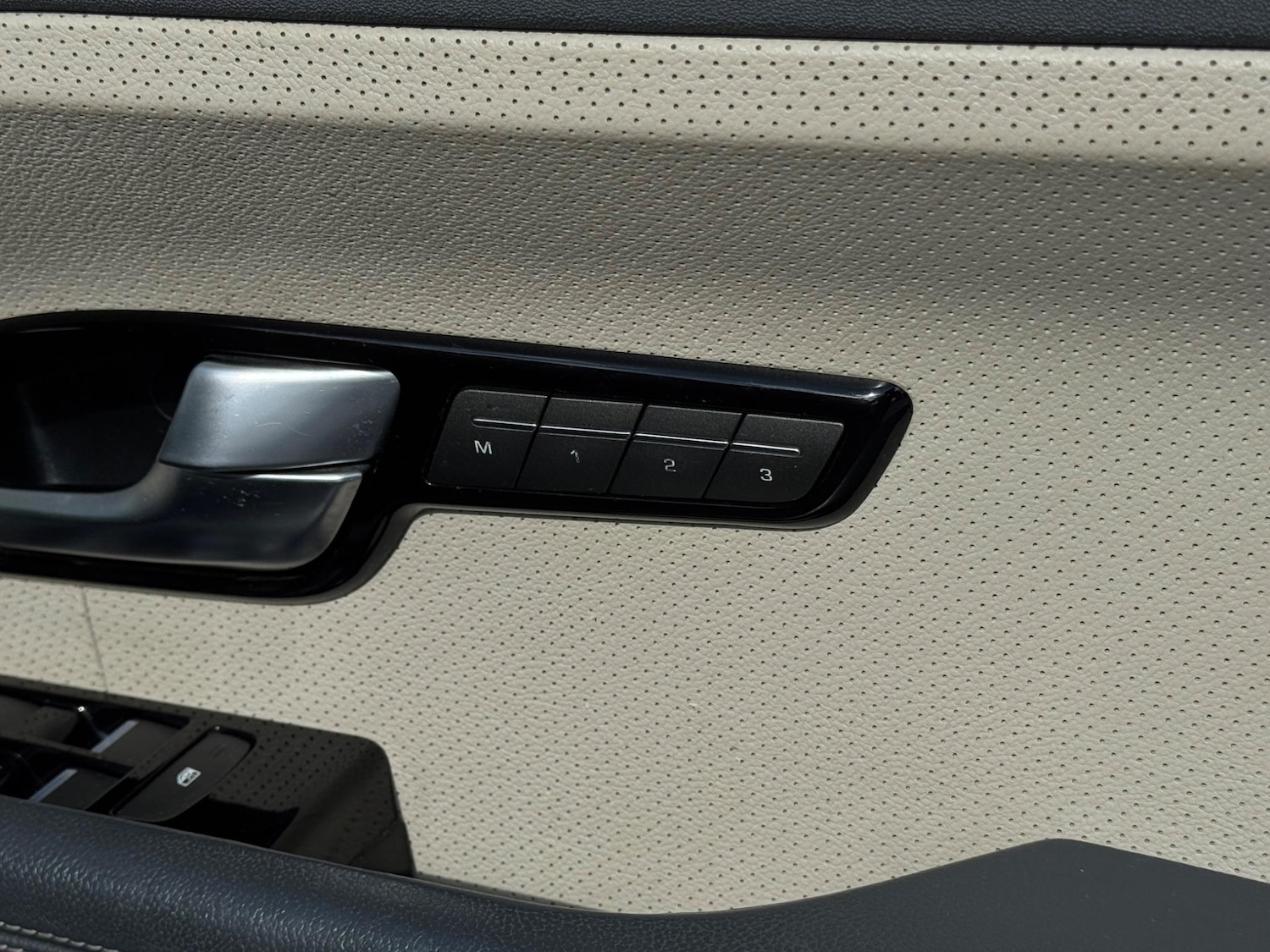 Used Land Rover Range Rover Evoque 2014 for sale - 76991205: Photo 46