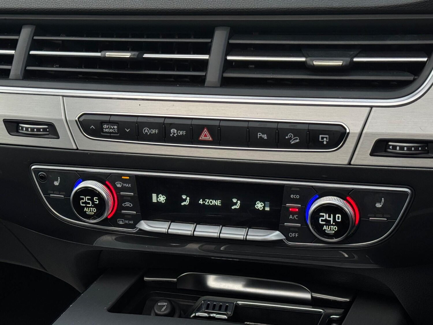 Used Audi Q7 2015 for sale - 76913160: Photo 57