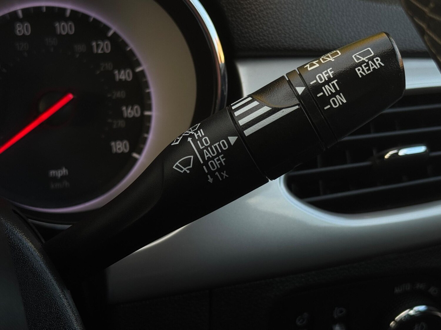 Used Vauxhall Astra 2020 for sale - 76122097: Photo 35