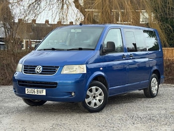 Used Volkswagen Transporter Shuttle 2006 for sale - 77345647: Photo