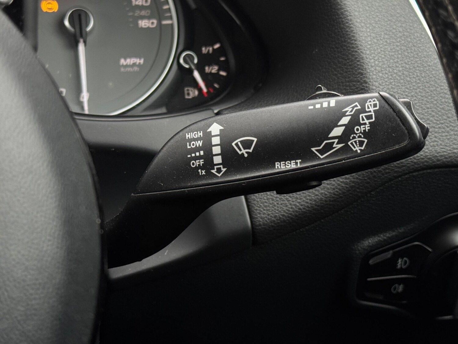 Used Audi SQ5 2014 for sale - 77203444: Photo 38