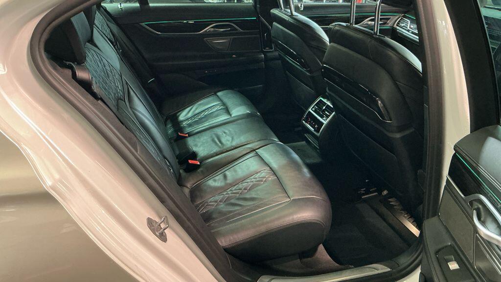 Used BMW 7 Series 2018 for sale - 78148119: Photo 8