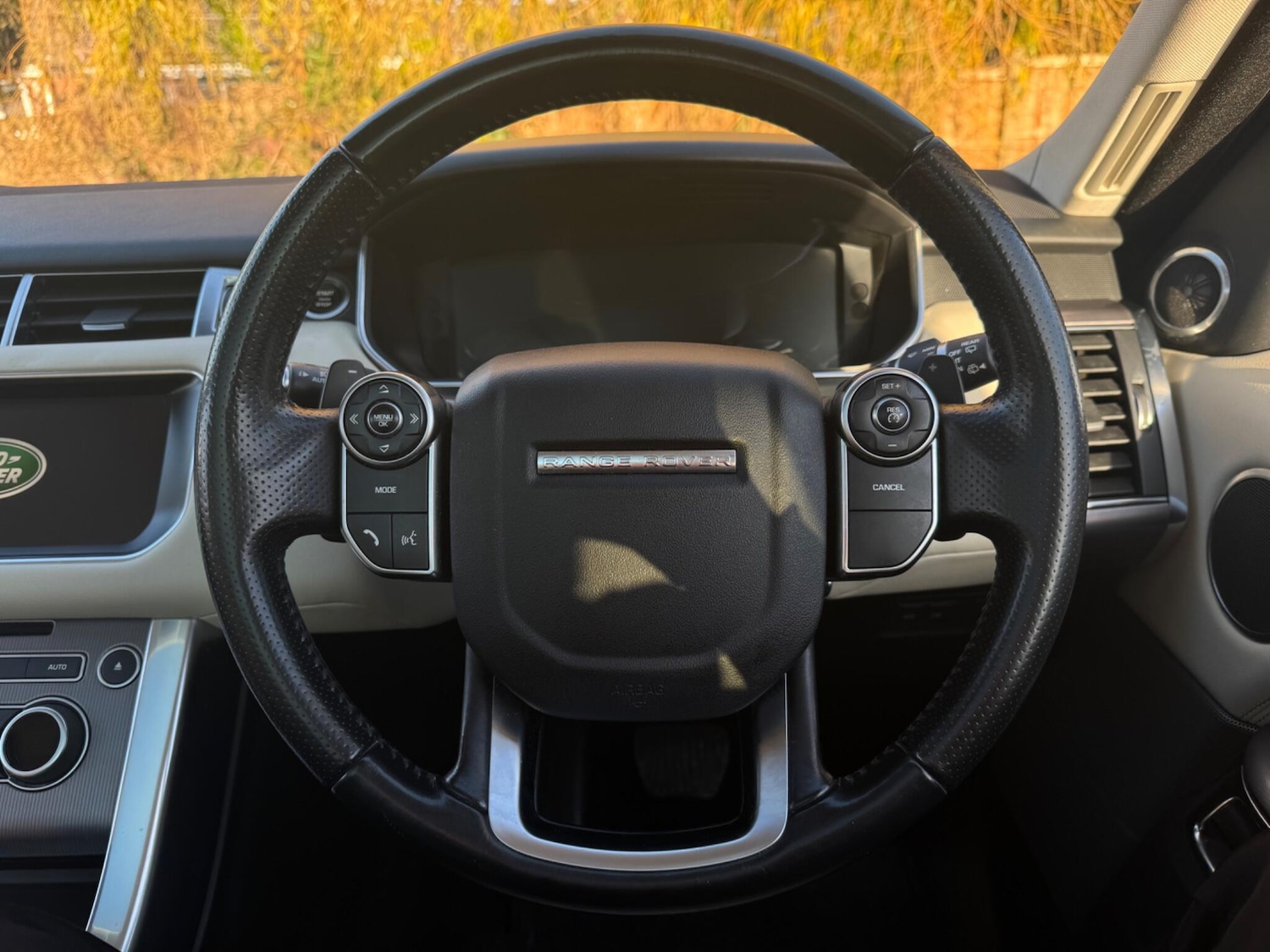 Used Land Rover Range Rover Sport 2017 for sale - 76752674: Photo 33