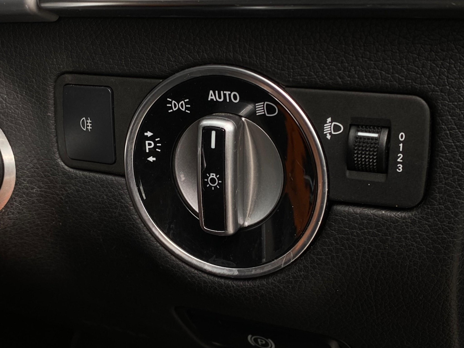 Used Mercedes-Benz M Class 2013 for sale - 77202441: Photo 57