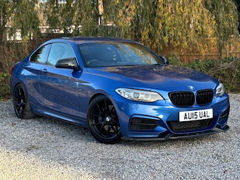 Used BMW 2 Series 2015 for sale - 76606988: Photo