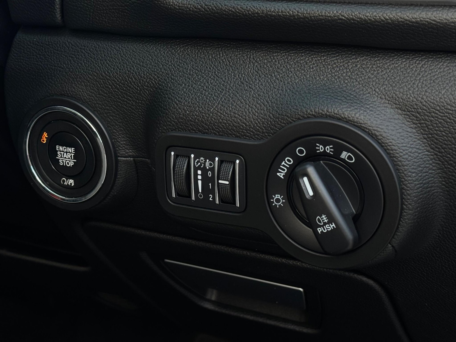 Used Maserati Ghibli 2017 for sale - 77202460: Photo 65