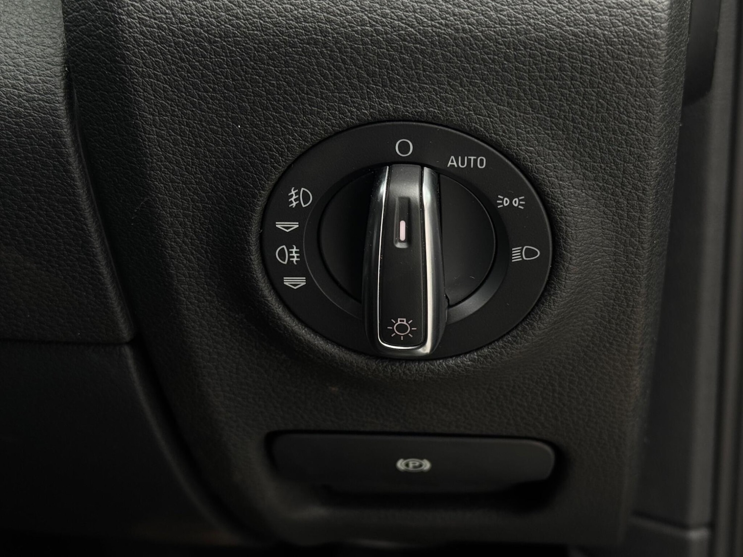 Used Audi Q7 2013 for sale - 75719914: Photo 68