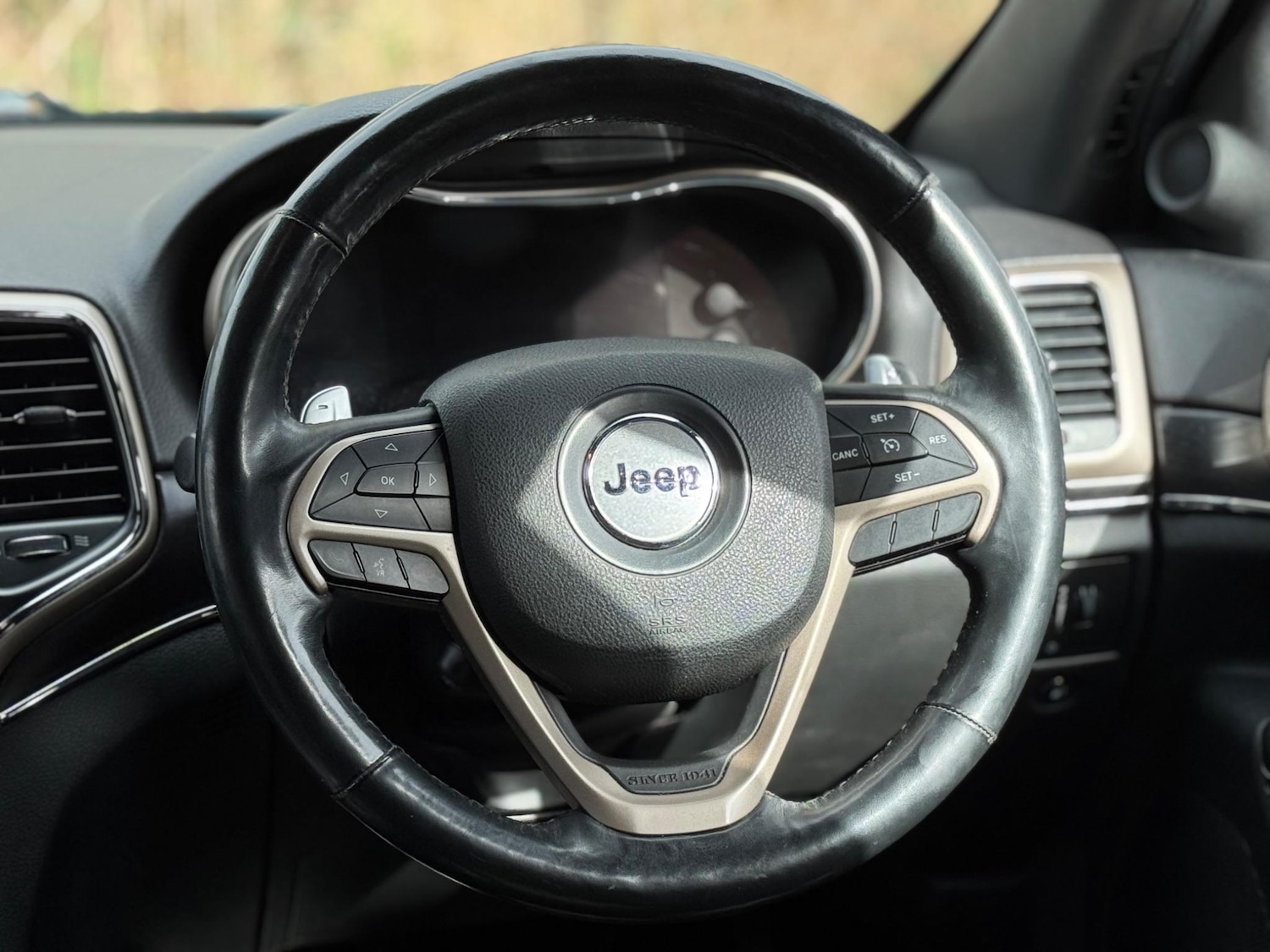 Used Jeep Grand Cherokee 2014 for sale - 77203990: Photo 41