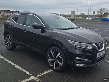 Used Nissan Qashqai 2018 for sale - 77509657: Photo