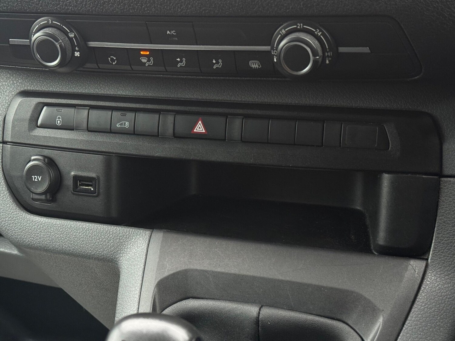 Used Citroen Dispatch 2019 for sale - 76802477: Photo 45