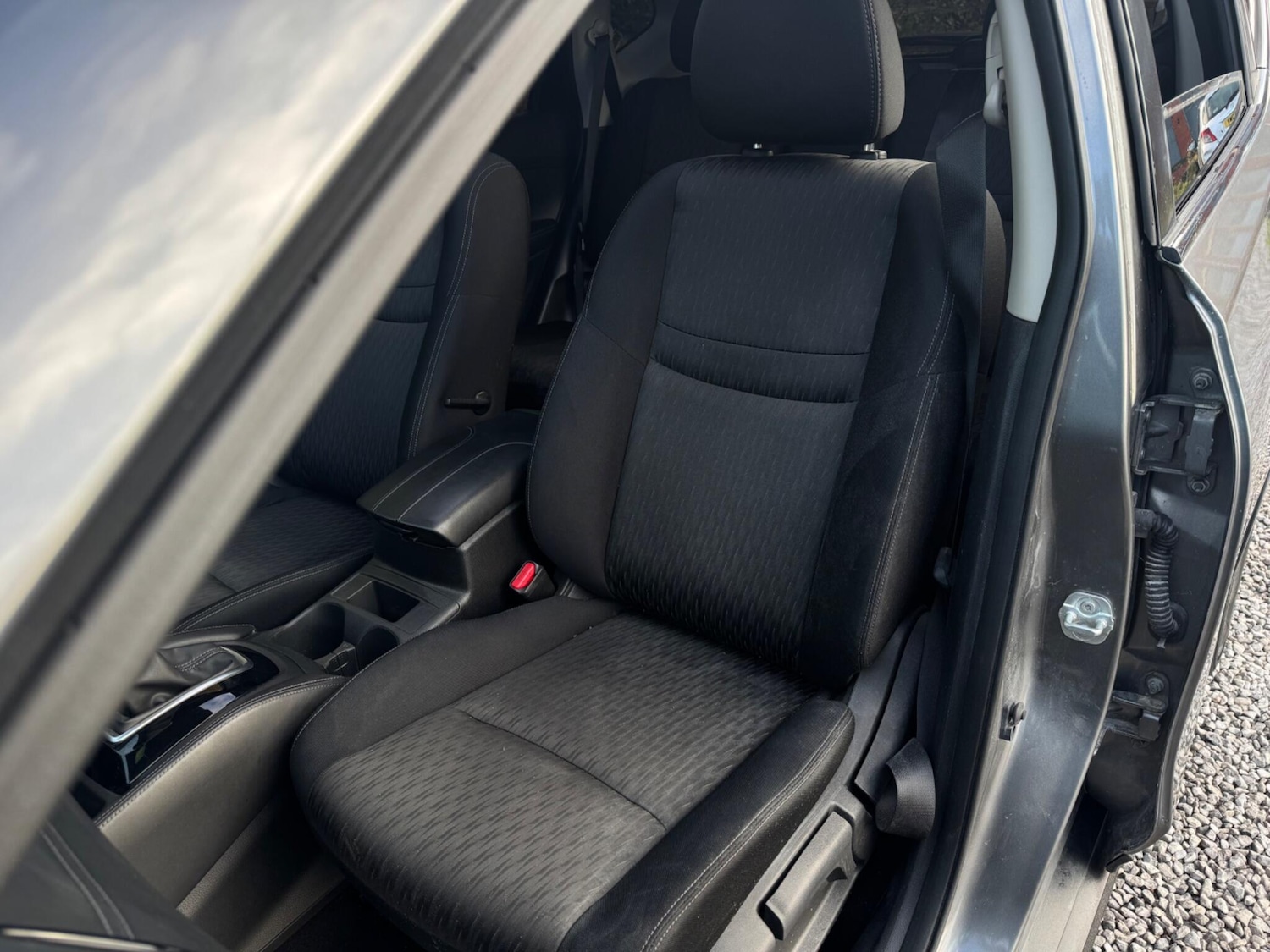 Used Nissan X-Trail 2018 for sale - 76996328: Photo 25