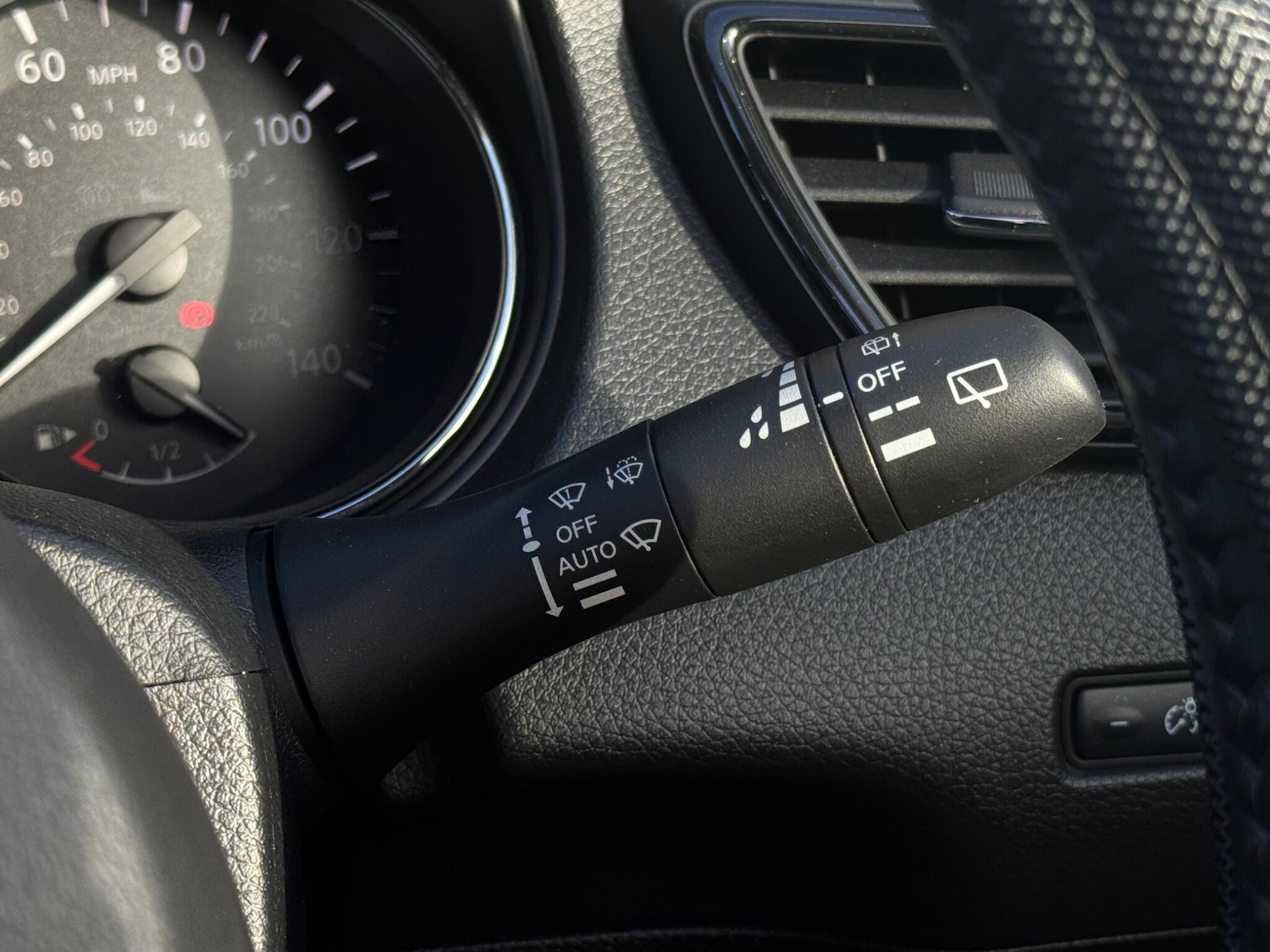 Used Nissan X-Trail 2018 for sale - 76996328: Photo 37