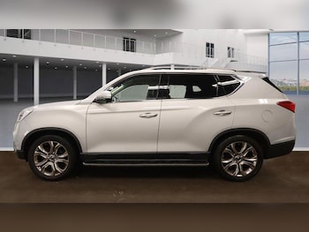 Used Ssangyong Rexton 2019 for sale - 76953472: Photo