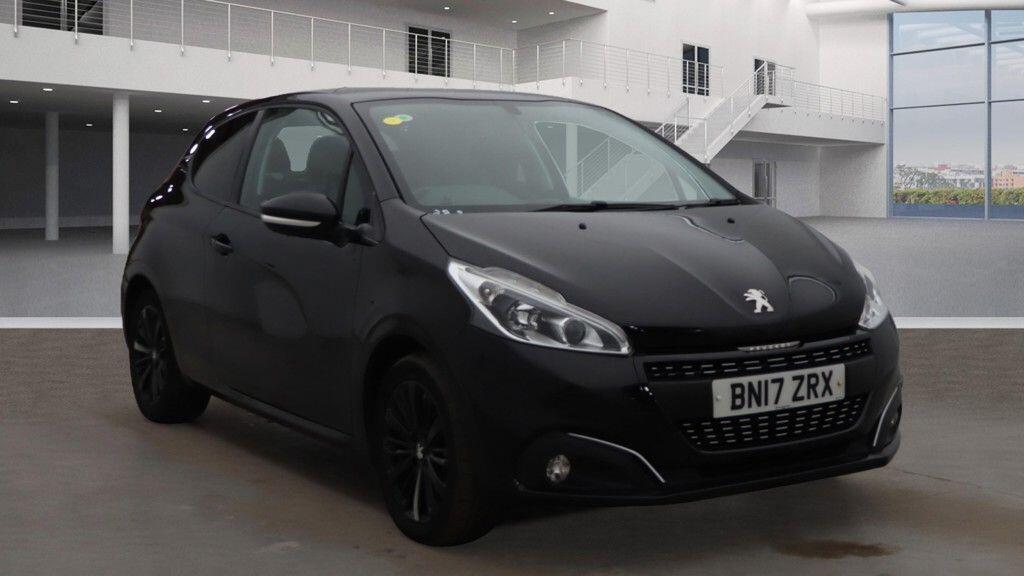 Used Peugeot 208 2017 for sale - 76122352: Photo 1