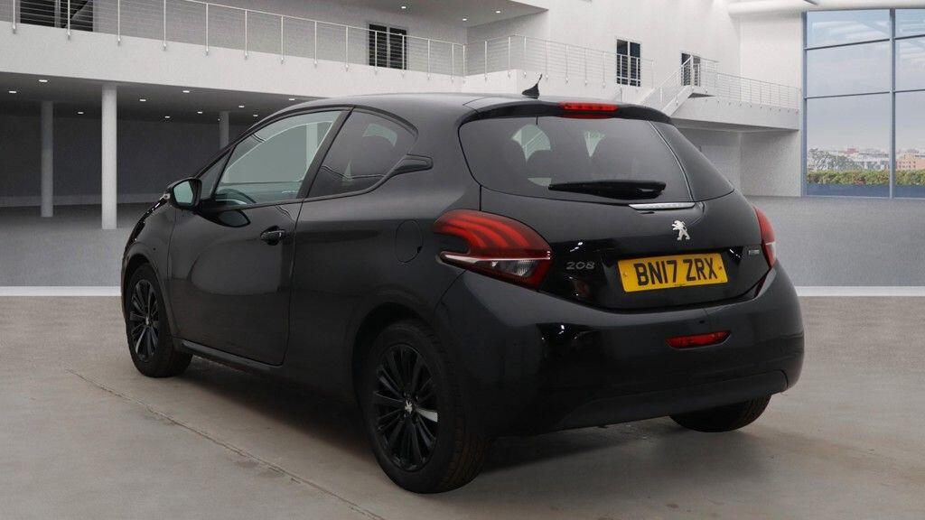 Used Peugeot 208 2017 for sale - 76122352: Photo 3