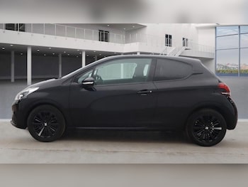 Used Peugeot 208 2017 for sale - 76122352: Photo 4