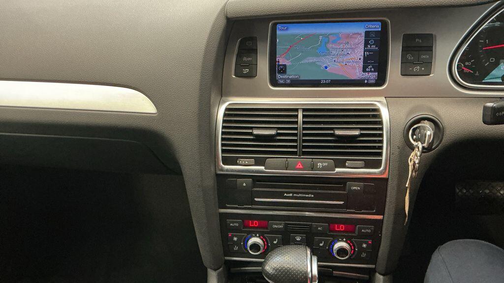 Used Audi Q7 2012 for sale - 76122245: Photo 7