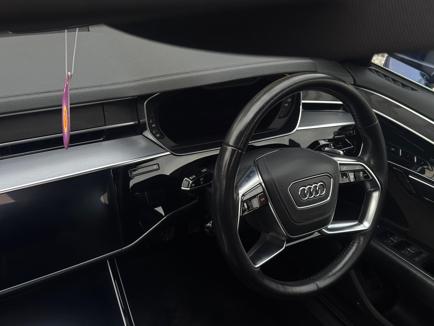 Used Audi A8 2018 for sale - 78034302: Photo 26