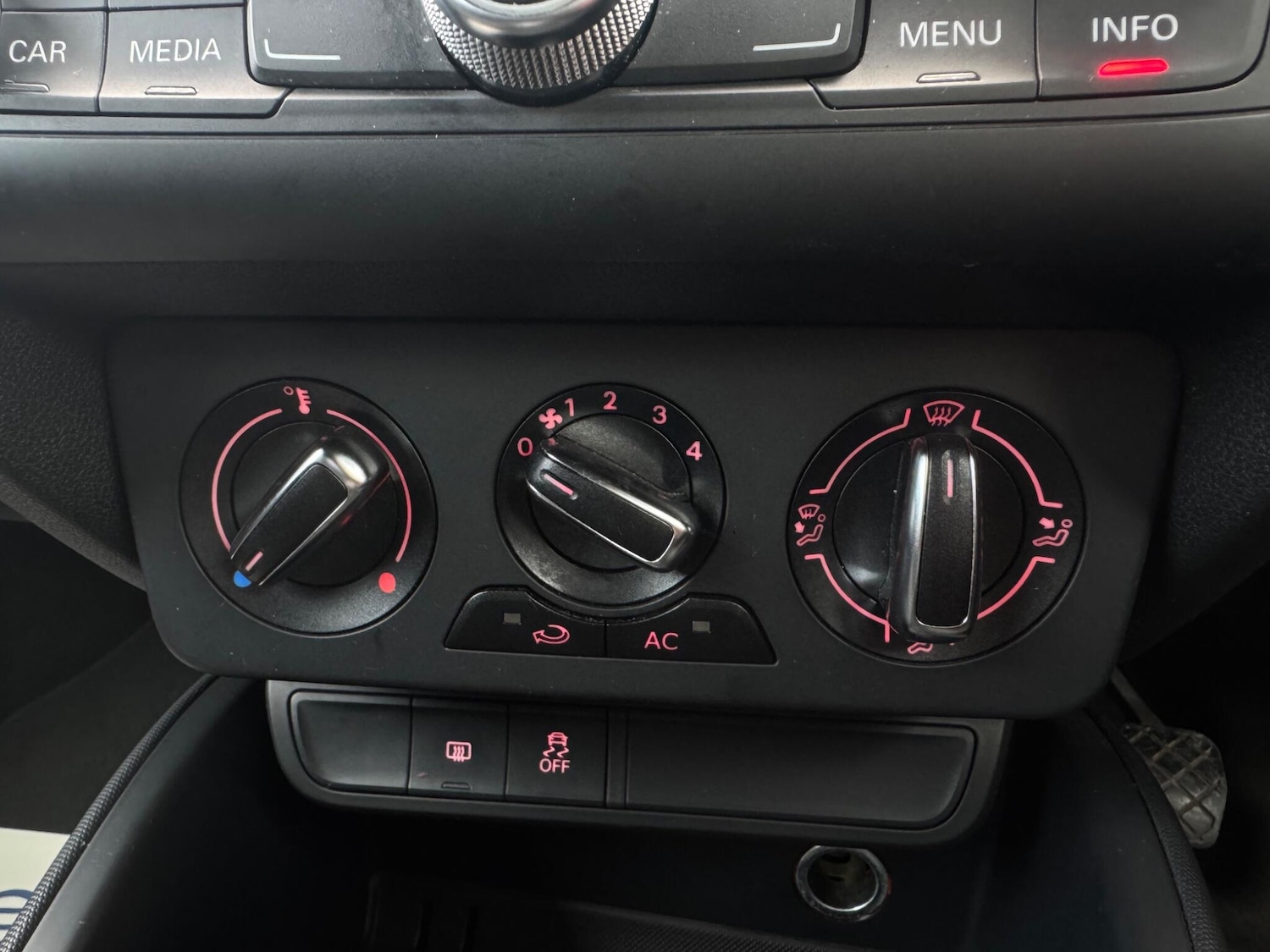 Used Audi A1 2011 for sale - 76137962: Photo 33