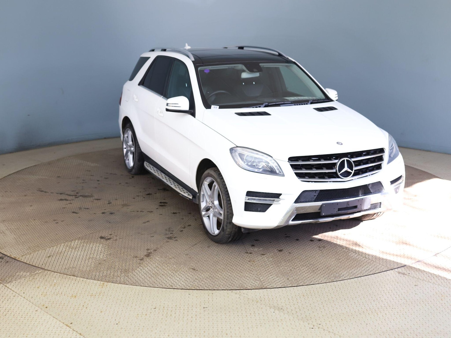 Used Mercedes-Benz M Class for sale - 77978196: Photo 1