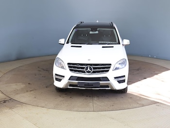 Used Mercedes-Benz M Class 2014 for sale - 77978196: Photo