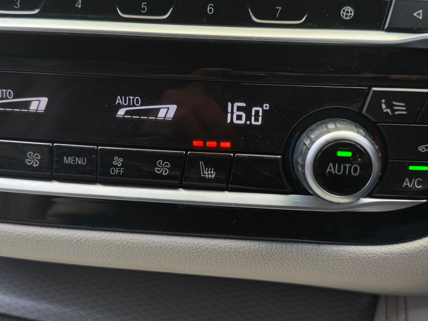 Used BMW 5 Series 2018 for sale - 76987606: Photo 42