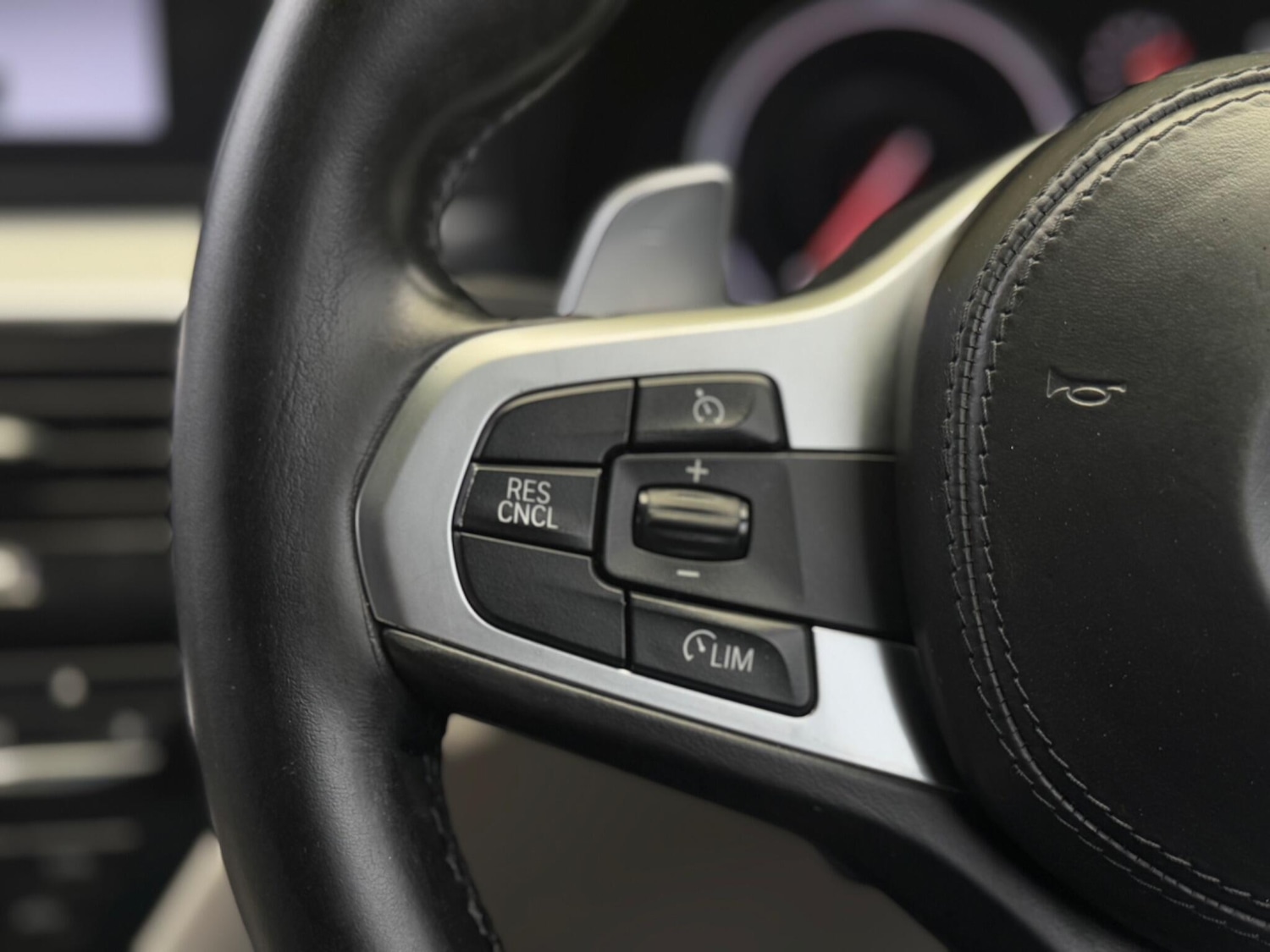 Used BMW 5 Series 2018 for sale - 76987606: Photo 54