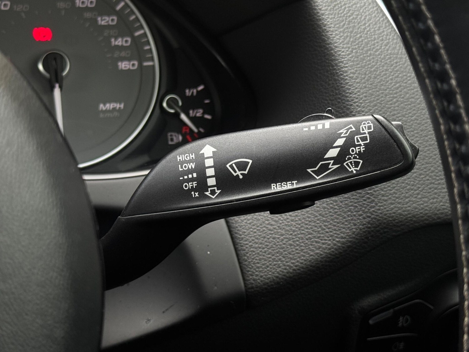 Used Audi SQ5 2015 for sale - 76109805: Photo 37