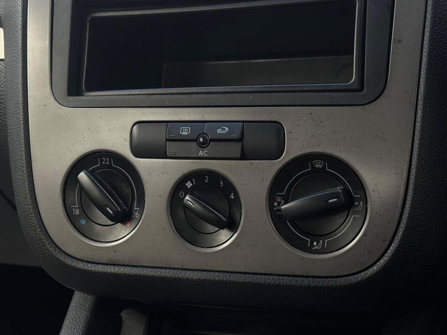 Used Volkswagen Golf 2008 for sale - 77440520: Photo 38