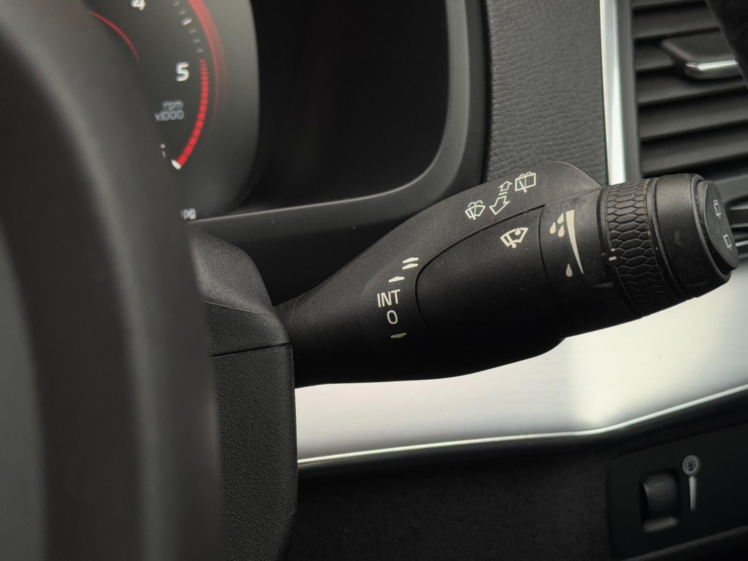 Used Volvo XC90 2018 for sale - 76993350: Photo 38