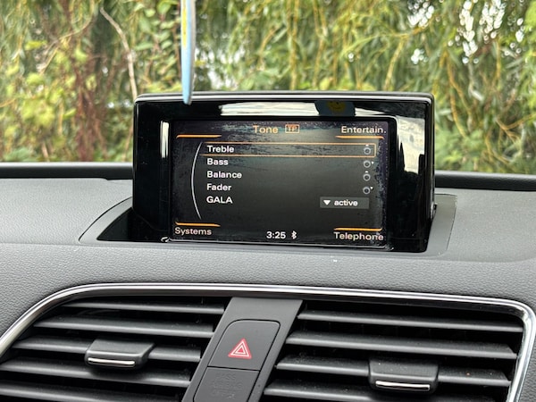 Used Audi Q3 2014 for sale - 74485465: Photo 45
