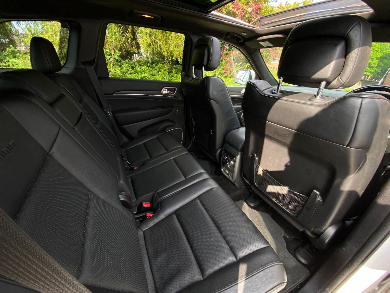 Used Jeep Grand Cherokee 2015 for sale - 78086098: Photo 32