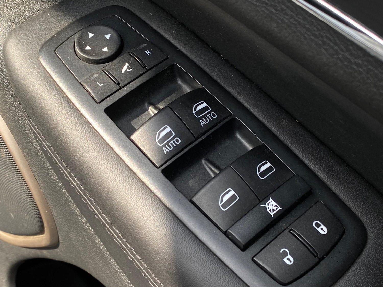 Used Jeep Grand Cherokee 2015 for sale - 78086098: Photo 63