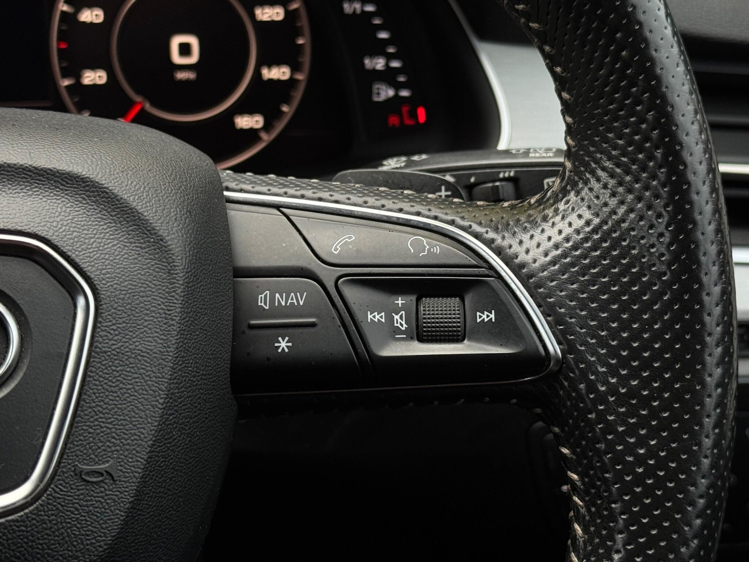 Used Audi Q7 for sale - 76997854: Photo 35