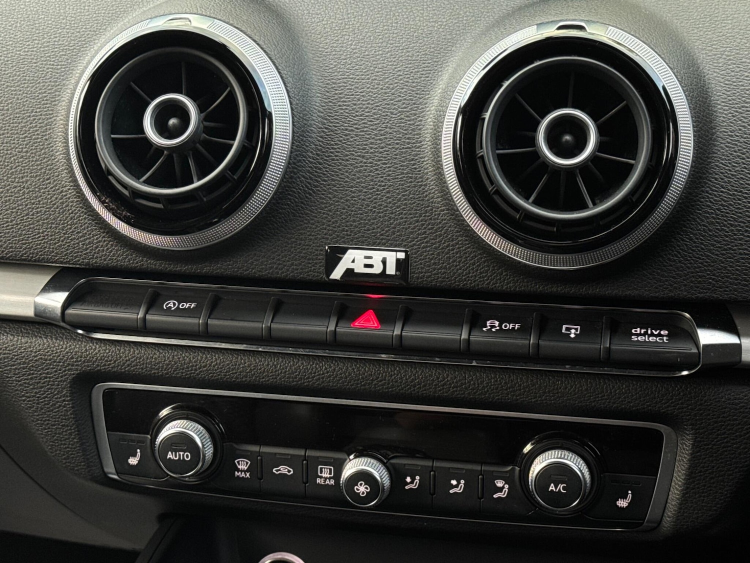Used Audi S3 2016 for sale - 76059471: Photo 51
