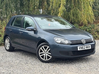 Volkswagen - Golf