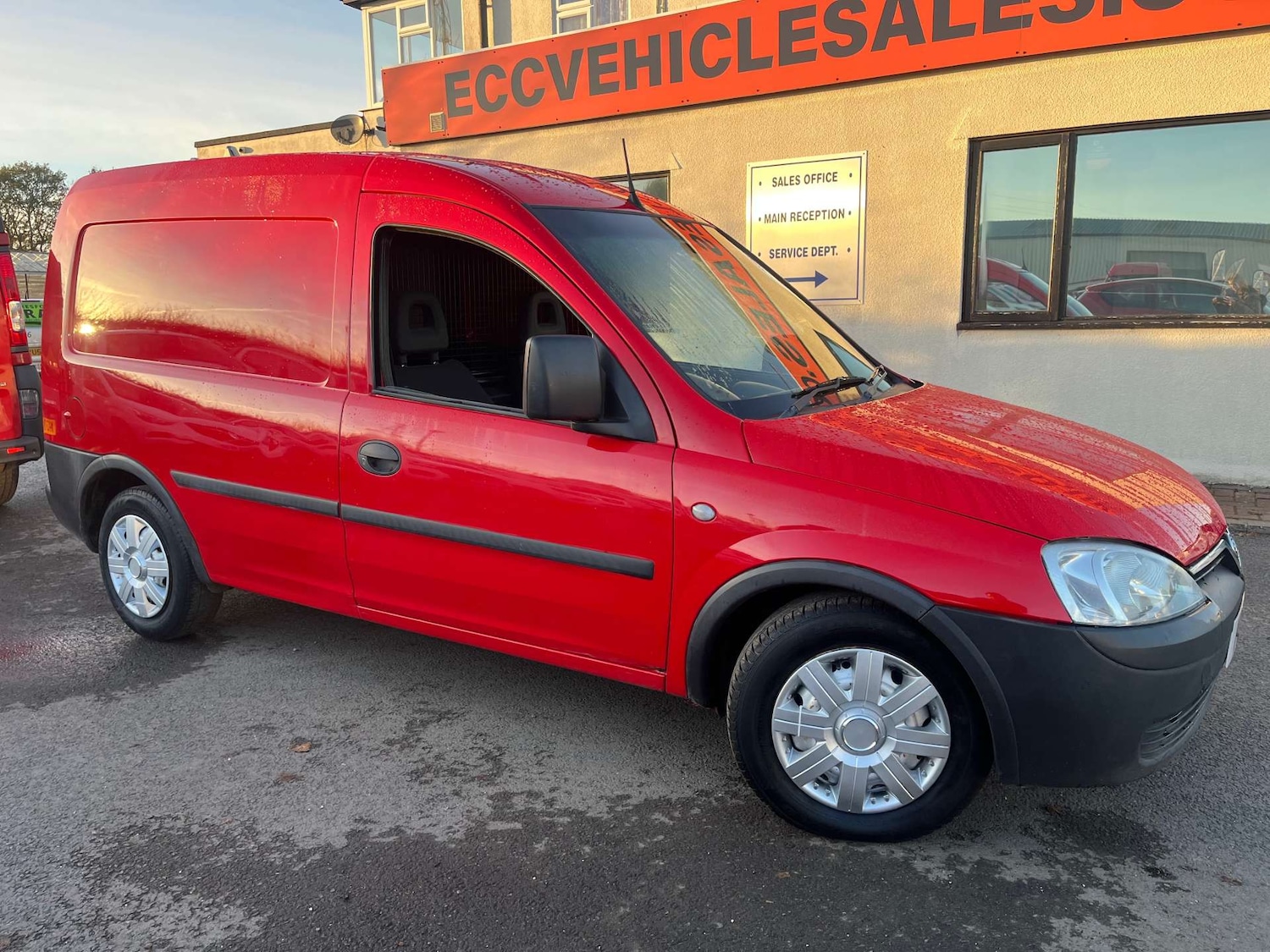 Used Vauxhall Combo 2011 for sale - 76709135: Photo 2